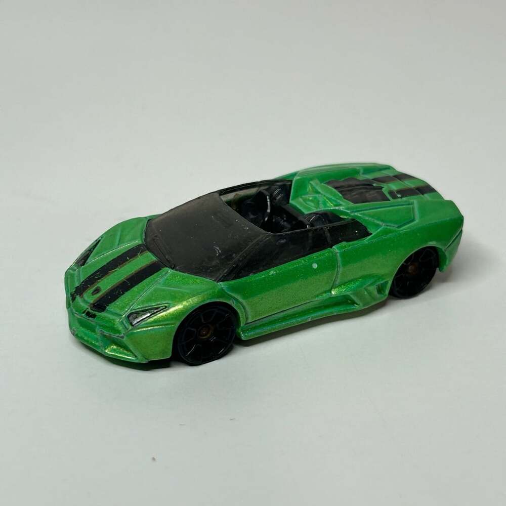 Hot Wheels Lamborghini Reventon Roadster Green Diecast Toy Car